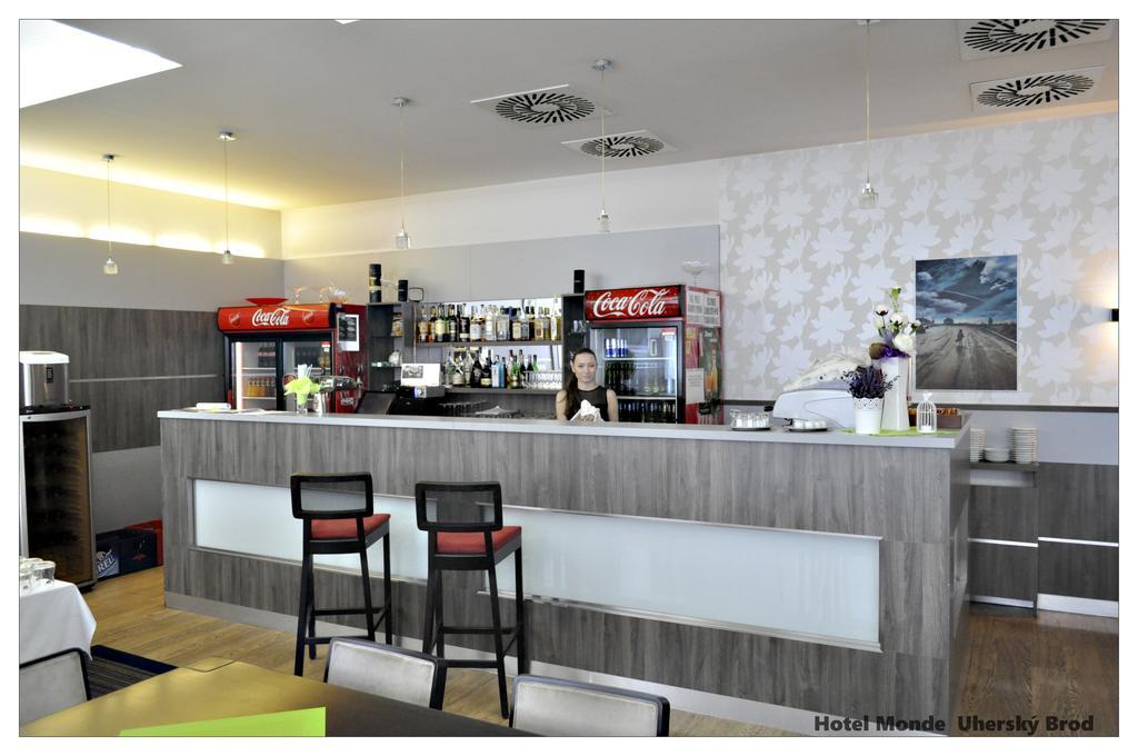 Hotel Monde Uhersky Brod Exterior photo